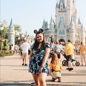 Meet your Posher, Chloe